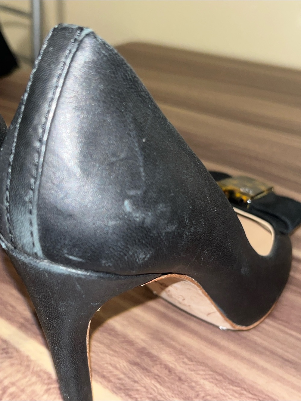 Tory Burch Black Pumps with Tortoiseshell Accent - Picture 11 of 13